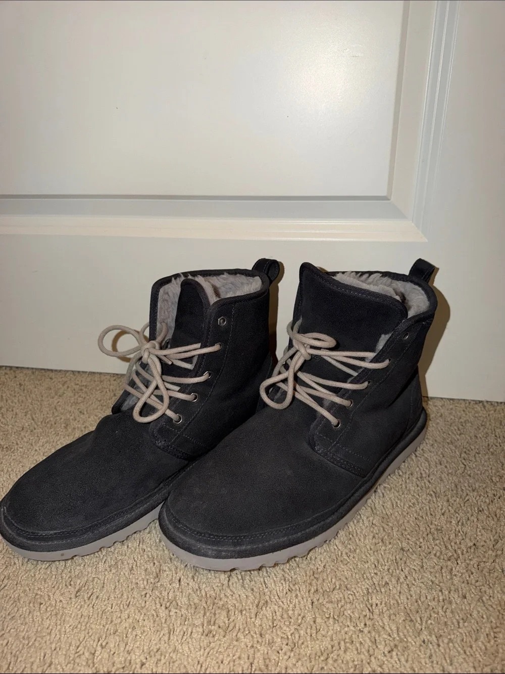 UGGs Mens 11 Navy Blue Suede Boots